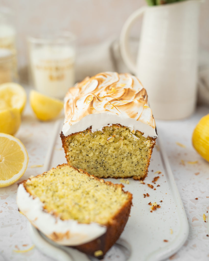 Cake citron pavot, lemon curd et meringue